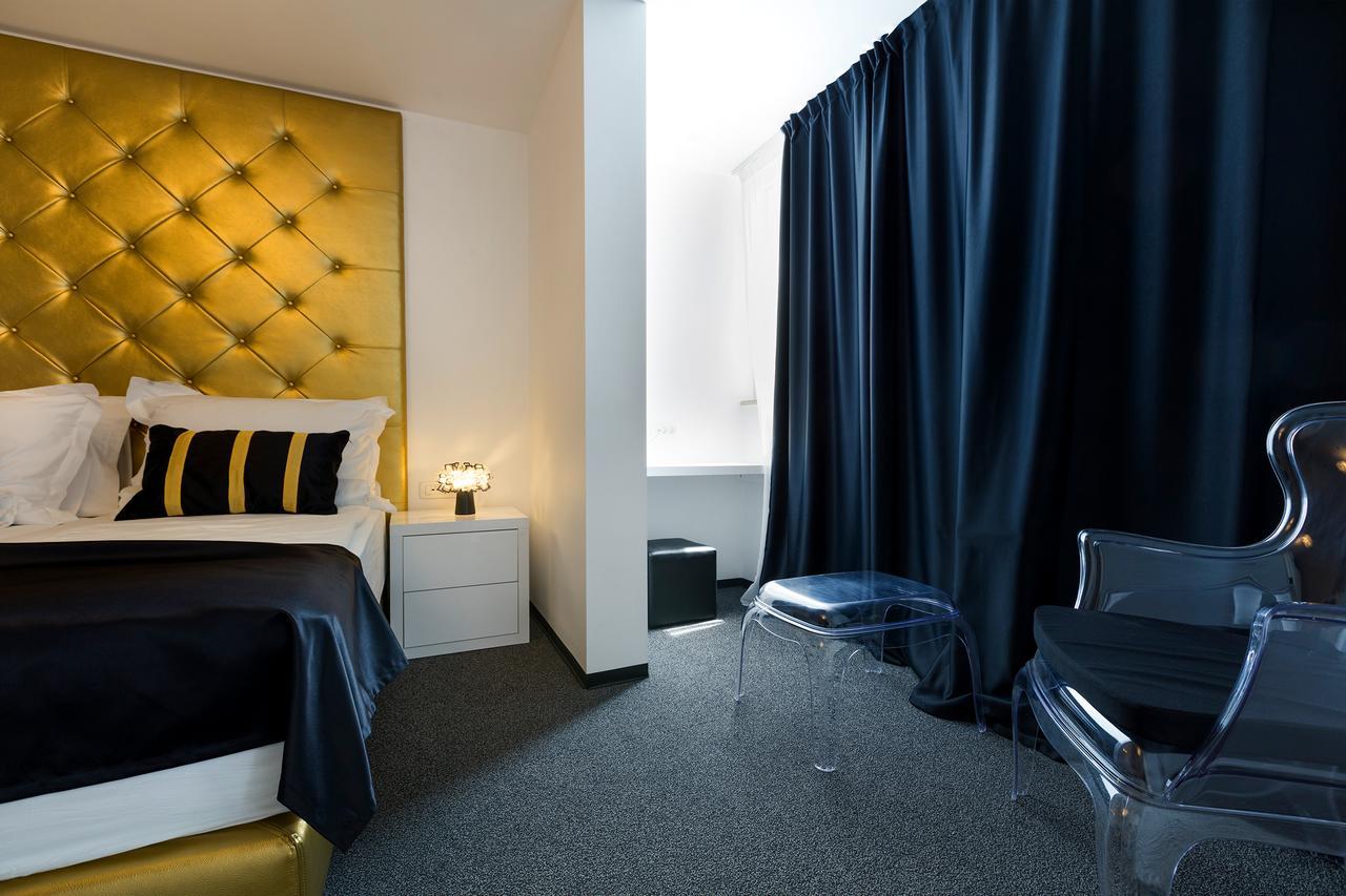 B Gold Luxury Rooms B&B Σπλιτ Εξωτερικό φωτογραφία