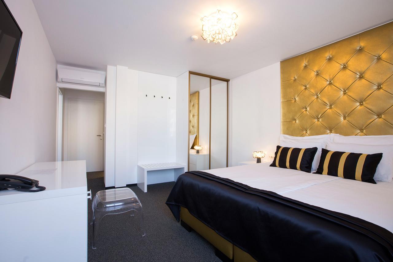 B Gold Luxury Rooms B&B Σπλιτ Εξωτερικό φωτογραφία